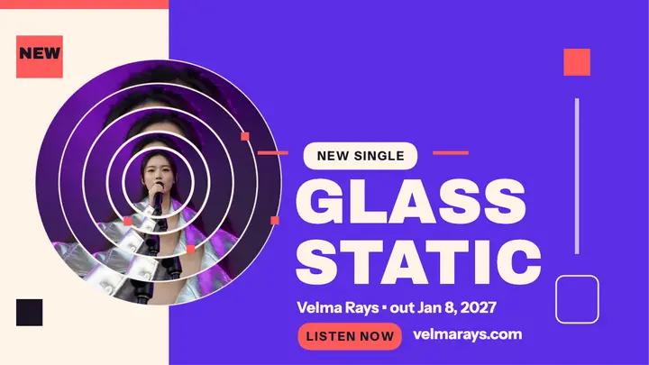 Velma Rays Glass Static twisted rings thumbnail template